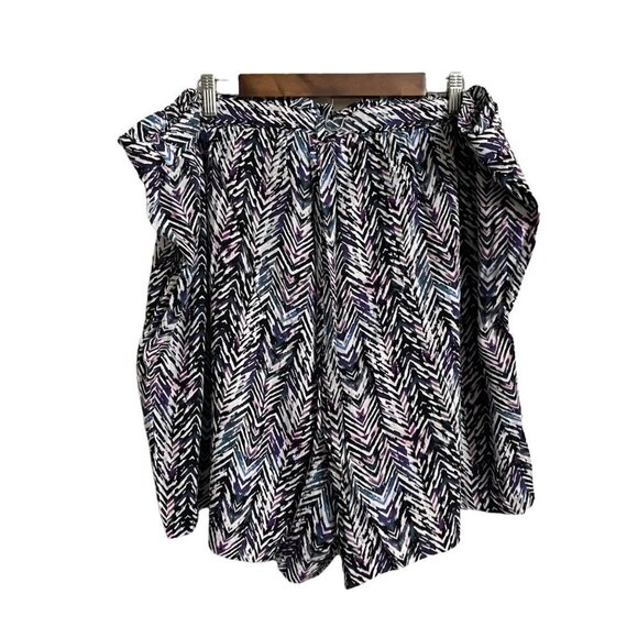 Torrid Womens NWT Challis Chevron Black & Purple Pockets Paperbag Shorts Sz 4X - Picture 9 of 9
